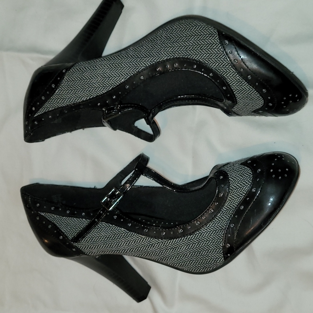 DexFlex Comfort Herringbone Dress Shoes